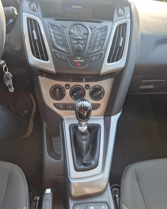 Ford Focus cena 24500 przebieg: 143500, rok produkcji 2012 z Grudziądz małe 137
